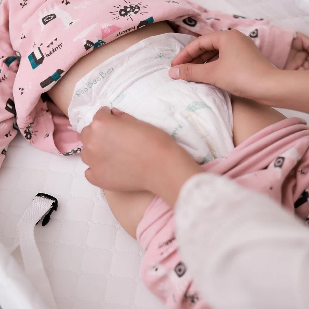 Étagère à Langer Largeur: 48 cm Table à Langer 4 Roulettes de Blocage Commode à Langer pour Bébé ave