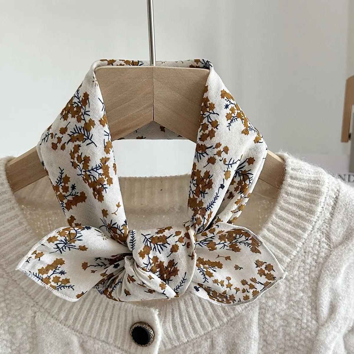 Printemps et été nouvelle petite écharpe en soie pour femmes, petite écharpe carrée bohème confortab