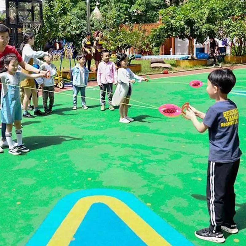 Balle tirée à la main, force de traction à travers l'élasticité, navette rapide, entraînement de la