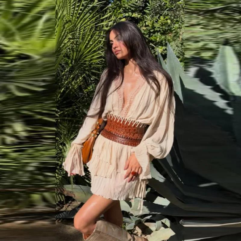 Robes mini plissées élégantes de couleur beige pour femmes, avec dentelle, col en V, manches longues