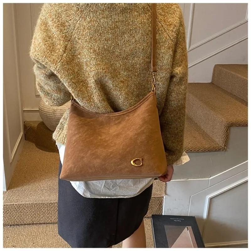 Sac Hobo à fermeture éclair pour femmes, tendance printemps 2026, élégant et pratique pour les sorti