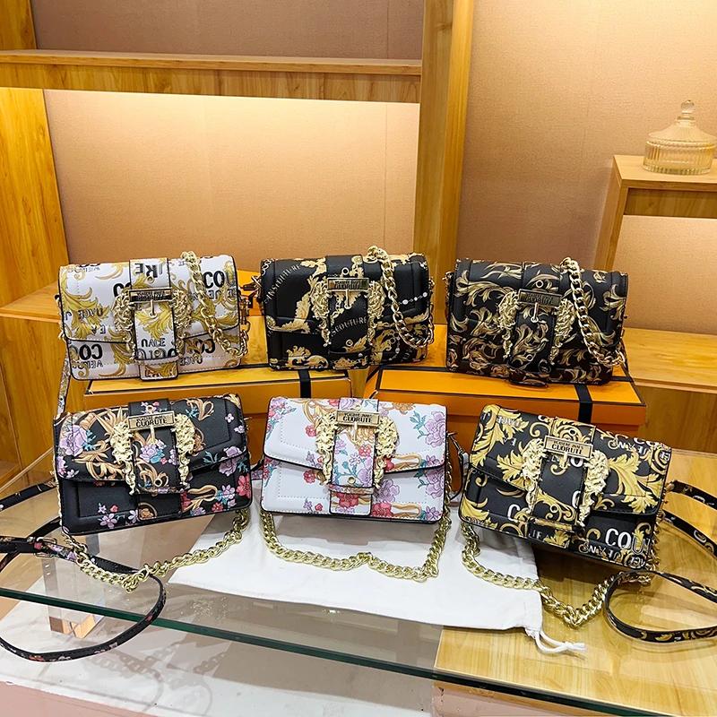 Sac à bandoulière Vintage brodé complexe, détails fabriqués à la main pour les déplacements quotidie