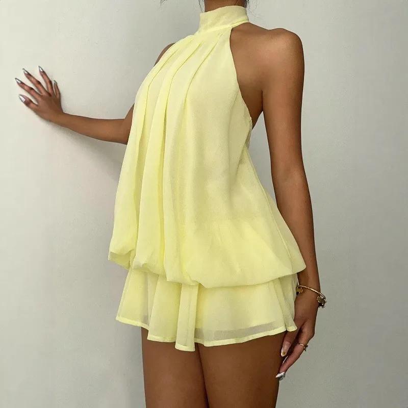 Robe mini élégante en mousseline de soie à col halter sans manches et à volants superposés pour femm