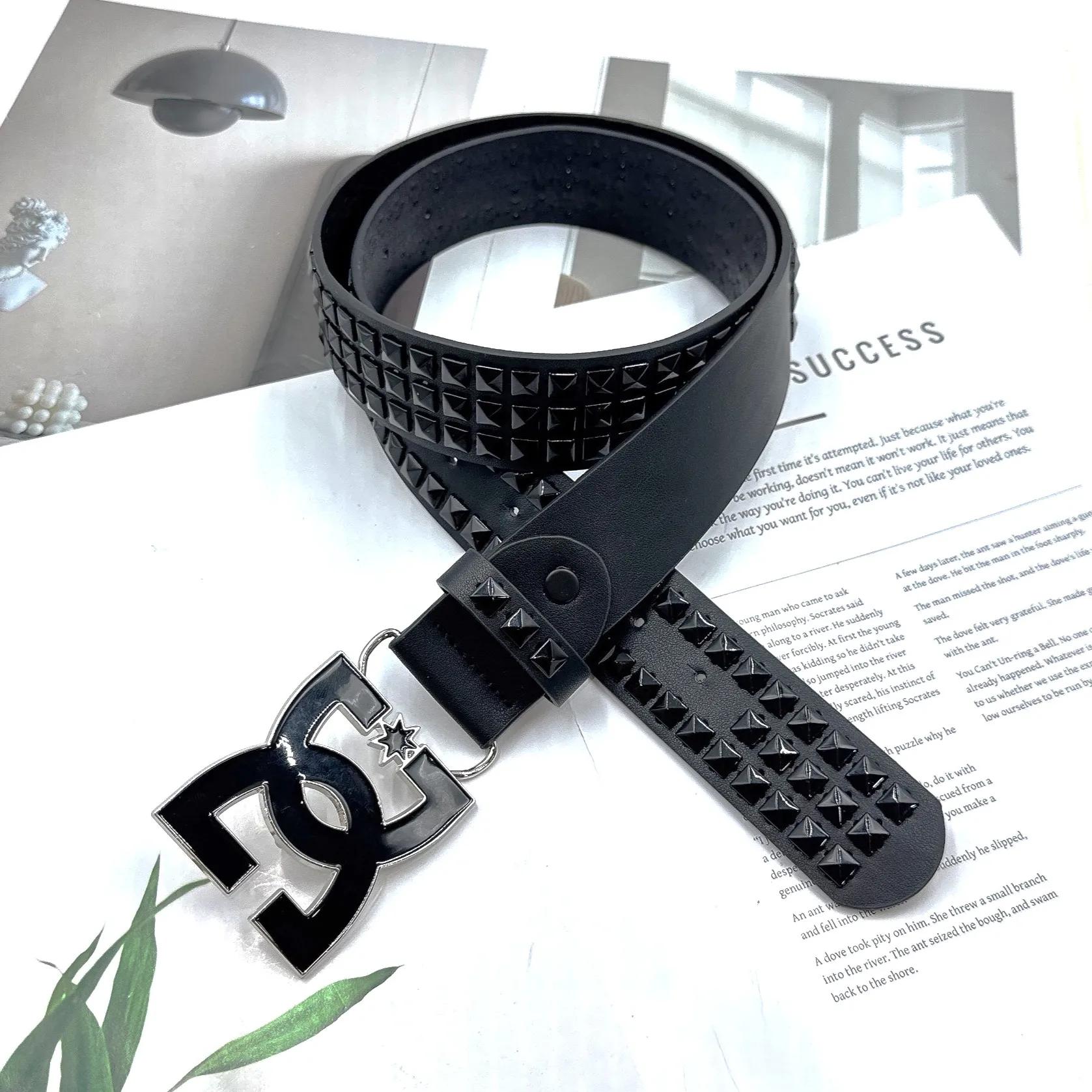 Ceinture de luxe punk 2026 pour femmes et hommes – Style Y2K, design clouté, boucle métallique de ha