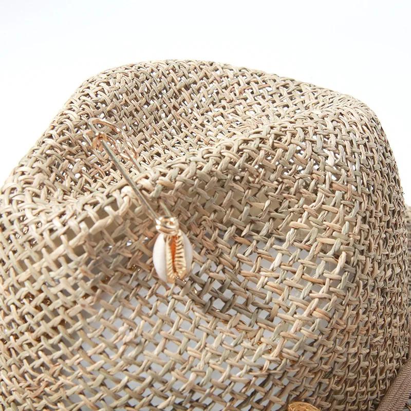 2025 offres spéciales Style européen et américain broche conception chapeau de paille femme lettre c