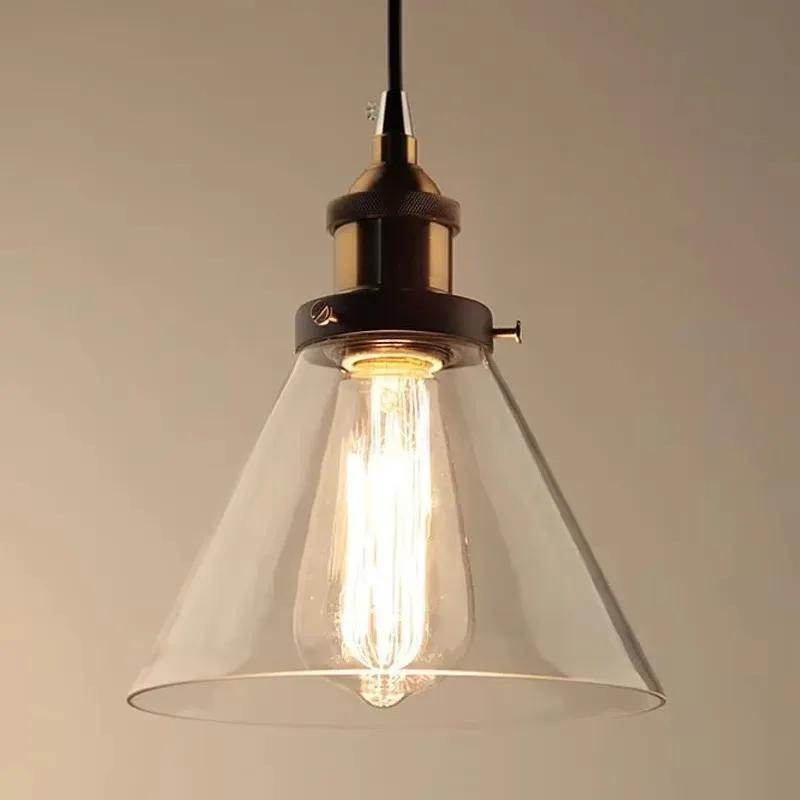 Le Loft nordique moderne chambre suspension avec clair gris ambre Vintage pendentif lumières salle à