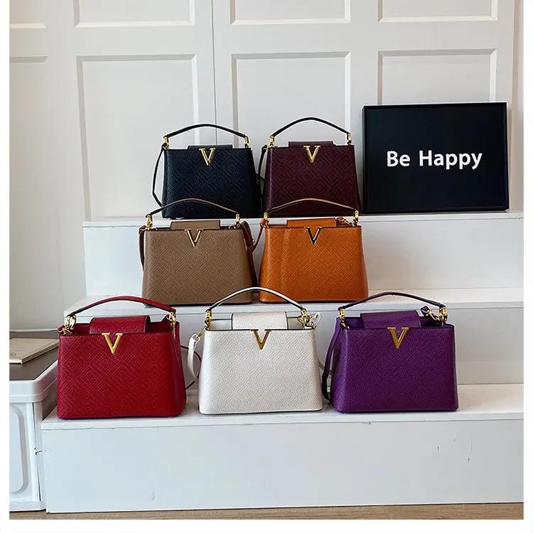 Sac à langer en cuir élégant et décontracté pour femme, grande capacité, texturé, inspiré des créate