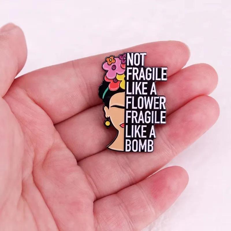 Broche lettre anglaise créative, pas de LIKEA FRAGILE, fleur de LIKEA, Badge de nomenclature, tendan