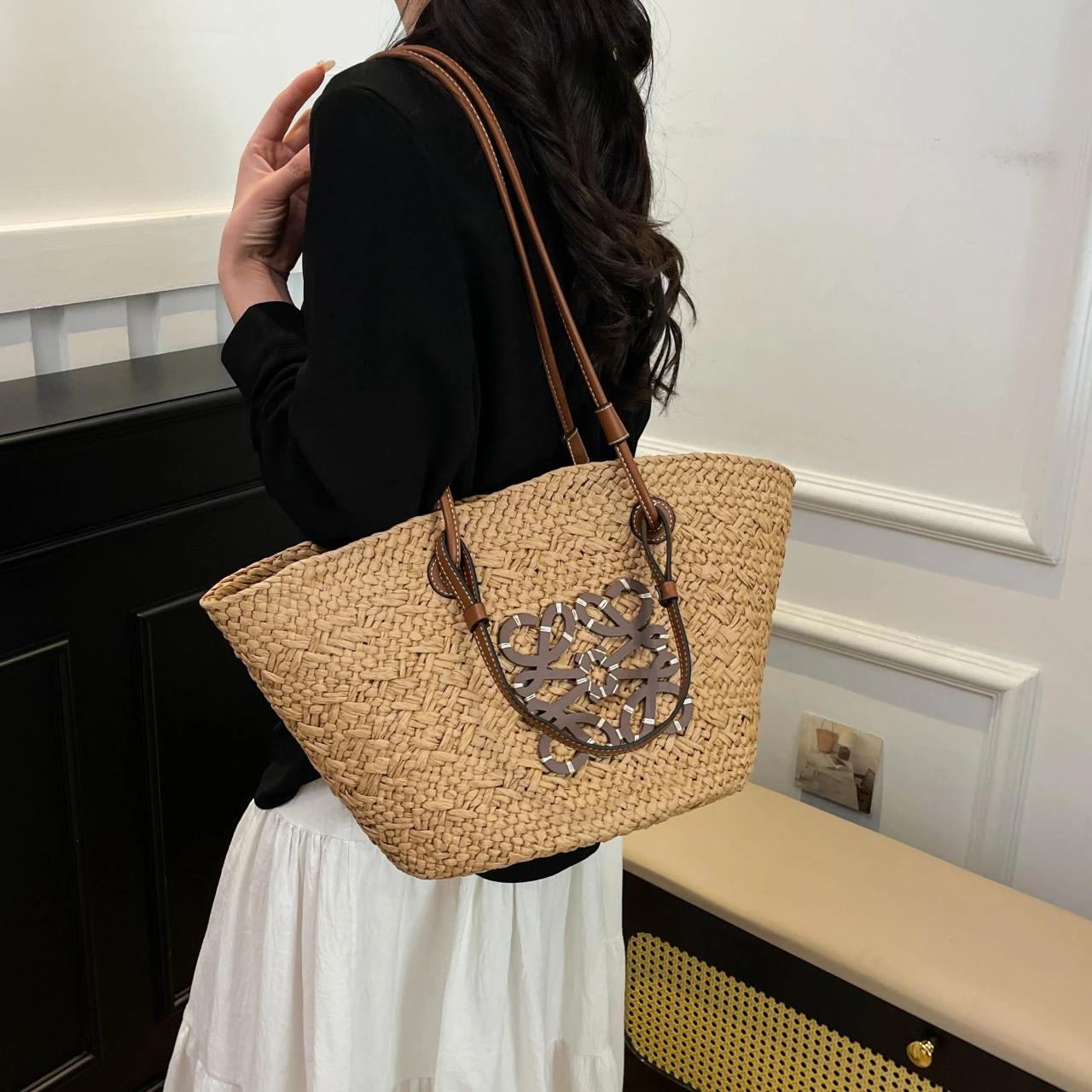 Sac à couches de luxe, fabrication artisanale raffinée, travail méticuleux et texture de haute quali