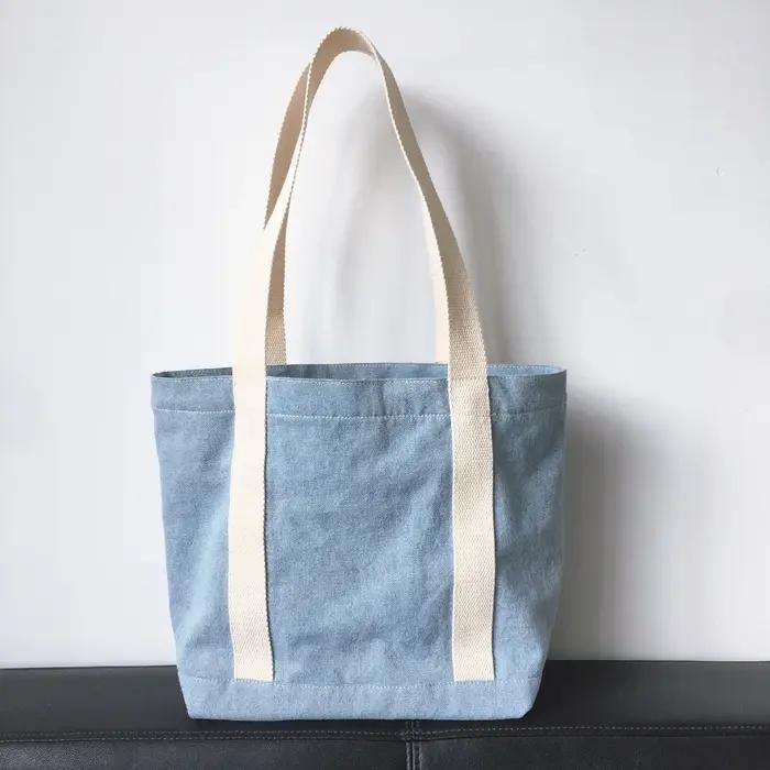 Sac fourre-tout en toile à sangle – Sac de courses ours brodé, conception d'épaule et de main