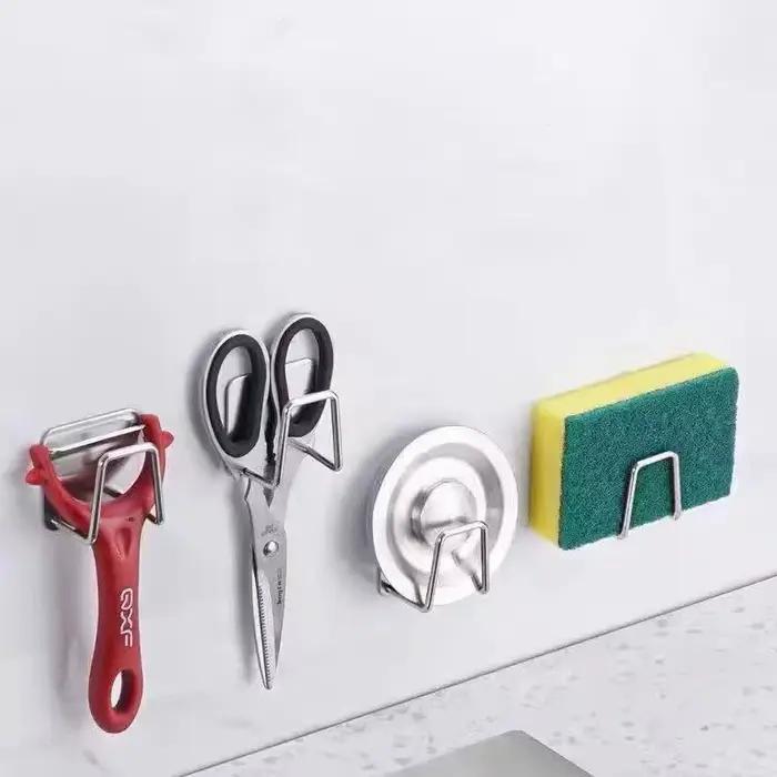 Porte-éponge en acier inoxydable élégant support pour éponge évier organisateur de rangement mural avec ventouse pour maintenir l'hygiène et l'ordre dans la cuisine