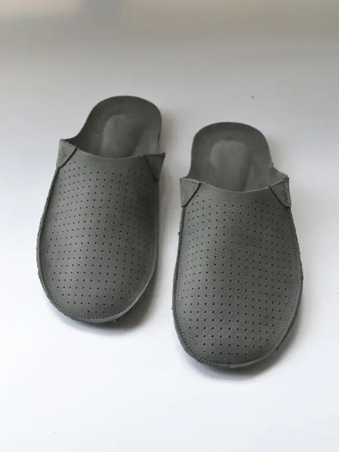 Pantoufles rétro perforées pour hommes, sandales d'été en cuir de vache