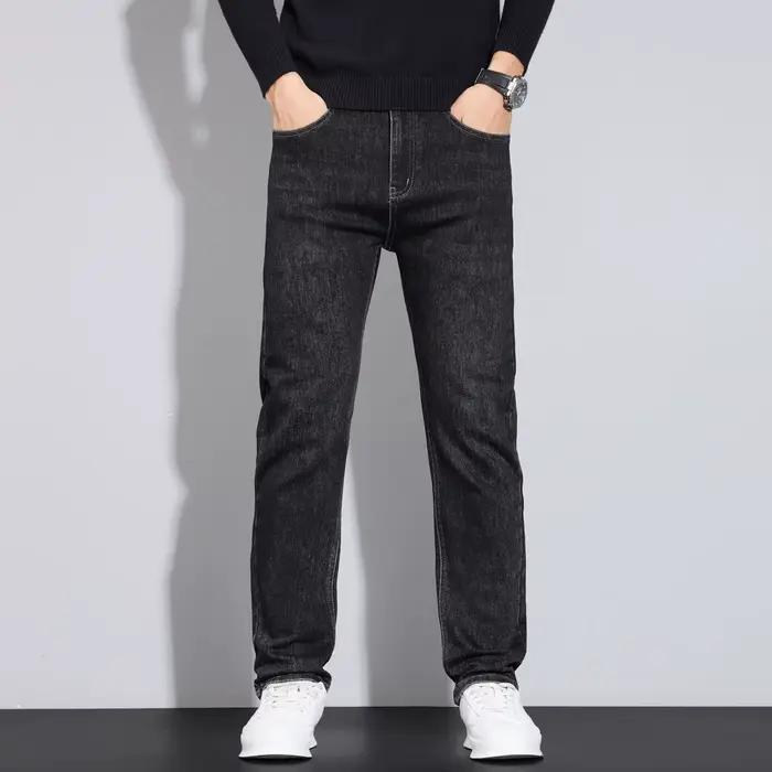 Jeans droits pour hommes