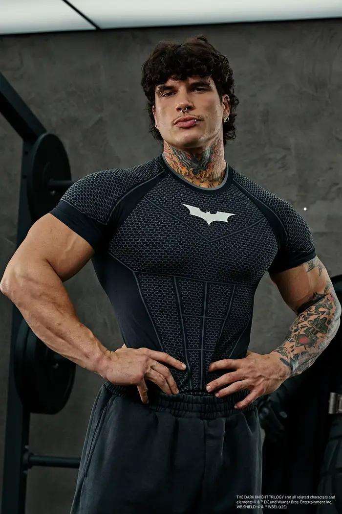 Sensation de glace et séchage rapide! T-shirt de sport moulant d'été pour hommes, chemise spéciale à