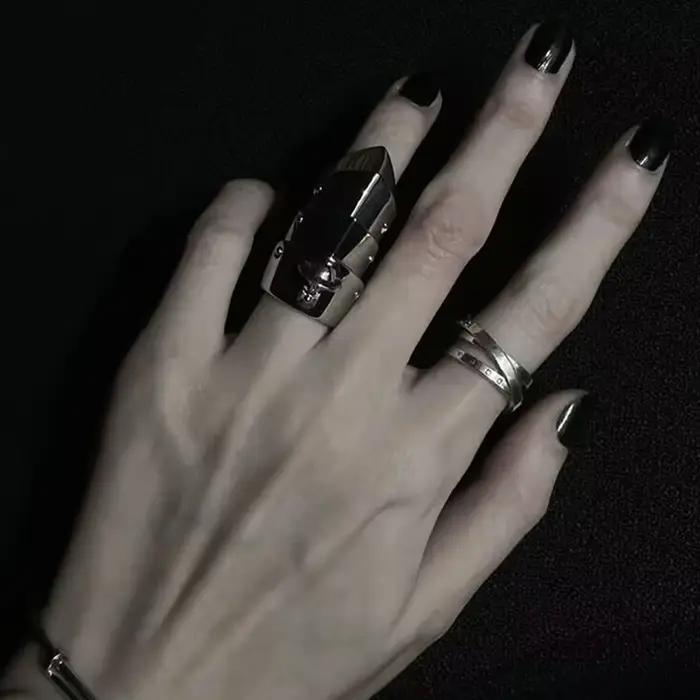 Anneaux de doigts en métal pour cosplay d'anime Oosaki Nana, armure de doigts, hip hop, argent noir,