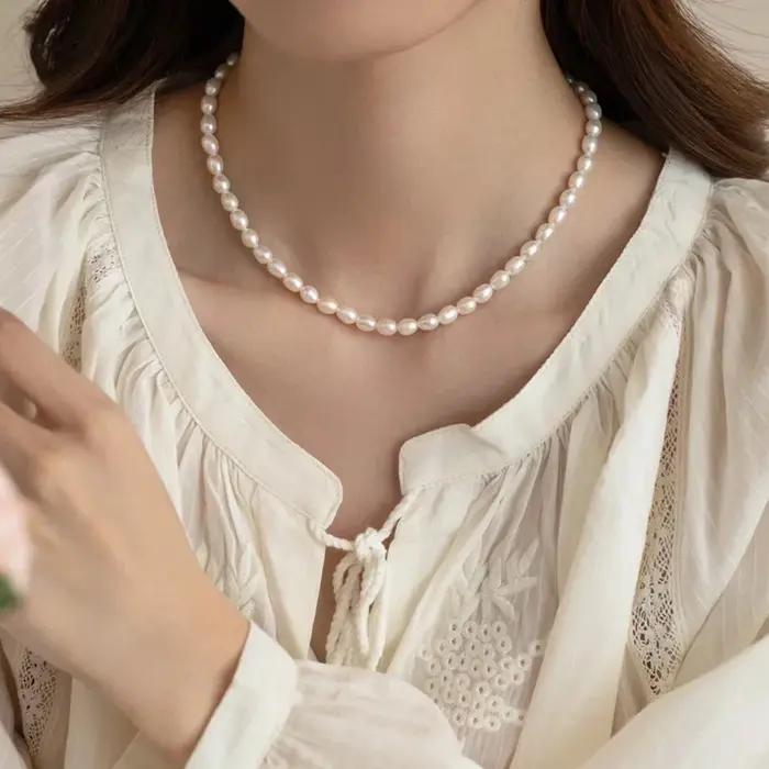 Perles d'eau douce naturelles, perles de riz AAA 5-6mm, perles d'espacement blanches en vrac pour la