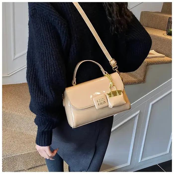 Sac bandoulière chic et tendance pour femme, sac messager texturé de créateur, sac fourre-tout minim