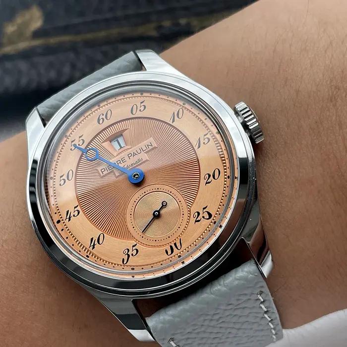 Spot marchandises nouveau Pierre Paulin Jumping Hour hommes montre saumon cadran automatique St17 mo