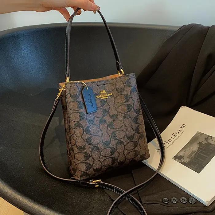 Sacs fourre-tout en cuir haut de gamme pour femmes – Design classique, populaire à Paris, élégant, d