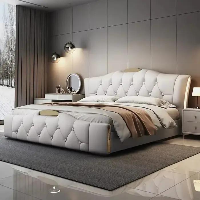 Lit Double Moderne avec Tête de Lit en Bois, Style Nordique de Luxe, Lit King Size Européen Moderne