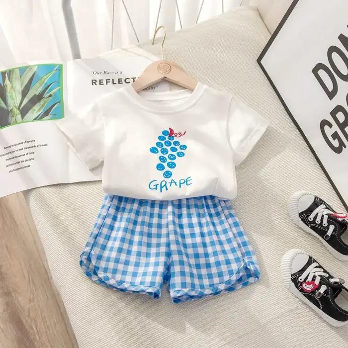 Ensemble 2 pièces pour enfants, haut à manches courtes et col rond + Short à carreaux, fruits, citro