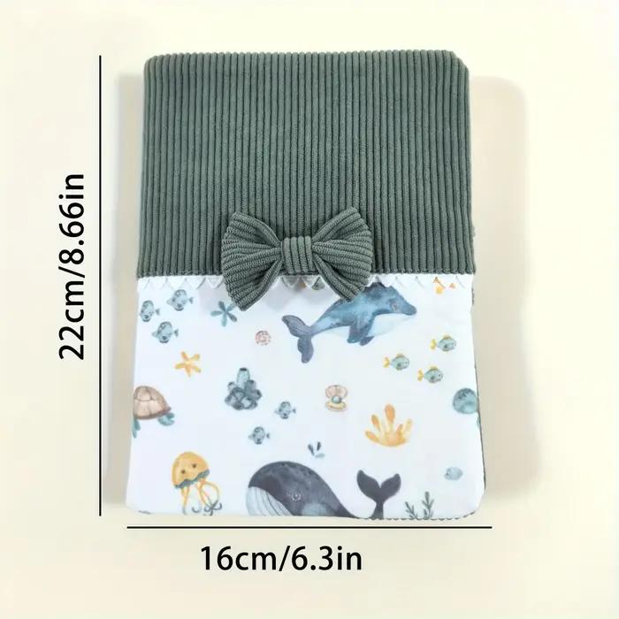 Couverture de manuel parental en velours côtelé brodée avec un nom personnalisé | Motif mignon |