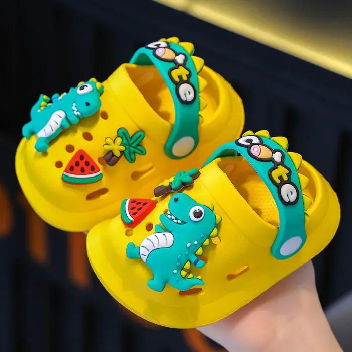 Pantoufles d'été pour enfants, sandales à trous, souples, antidérapantes, dessin animé dinosaure, De