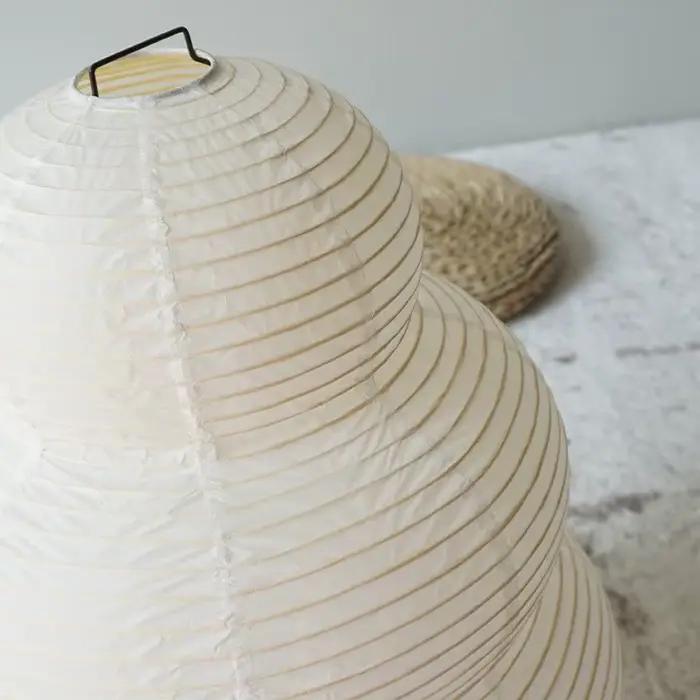 Lampe de Table Blanche en Papier de Riz au Design Japonais, Luminaire Décoratif d'Nik, Idéal pour un