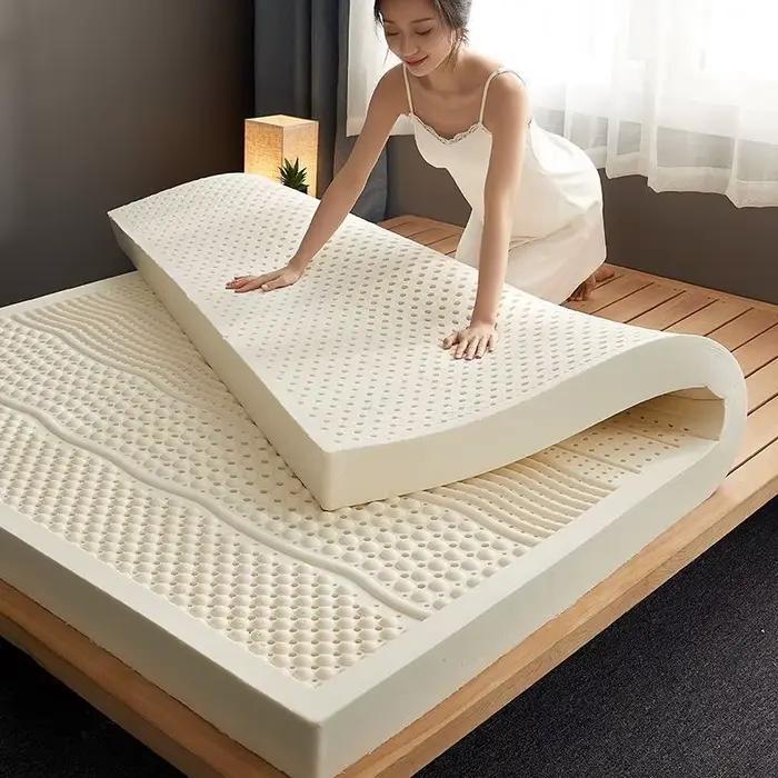 Matelas en latex 100% naturel avec housse
