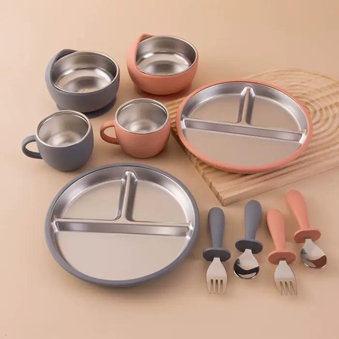 Couleur enfants 5 pièces ensemble d'alimentation pour bébé en acier inoxydable vaisselle en Silicone