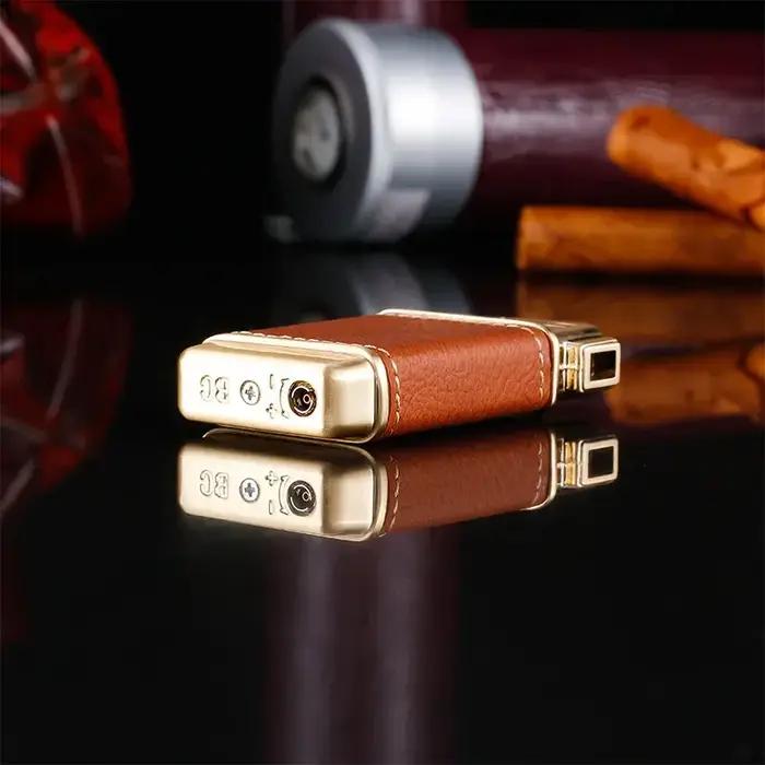 Briquet à tuyau gonflable en métal pour hommes conception de feu oblique en cuir brossé élégant cadeau pour hommes occasions spéciales