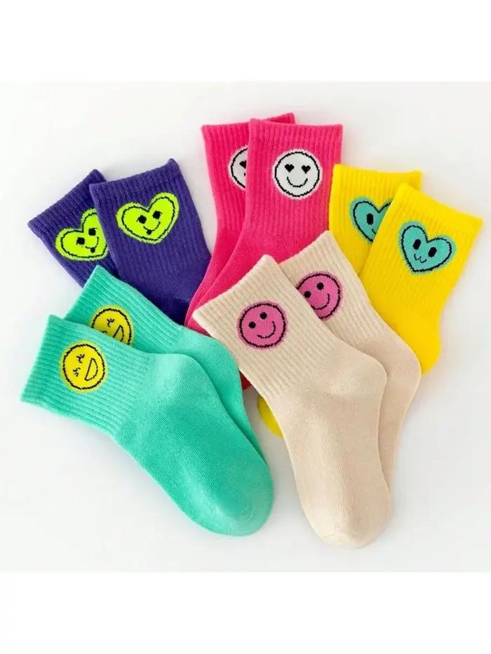 5 paires de nouvelles chaussettes pour enfants quatre saisons avec expressions de visages souriants