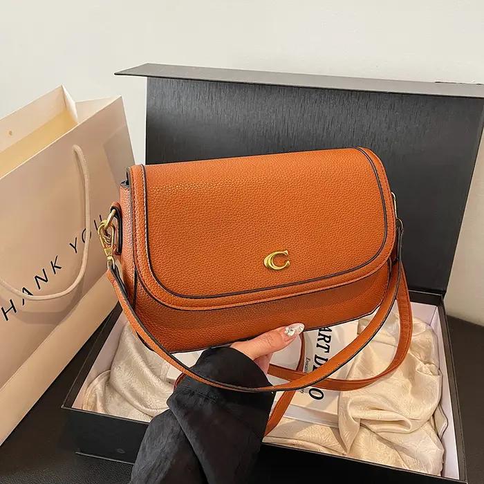 Sac à langer élégant et luxueux avec un design unique qui fait rayonner les mamans en prenant soin d