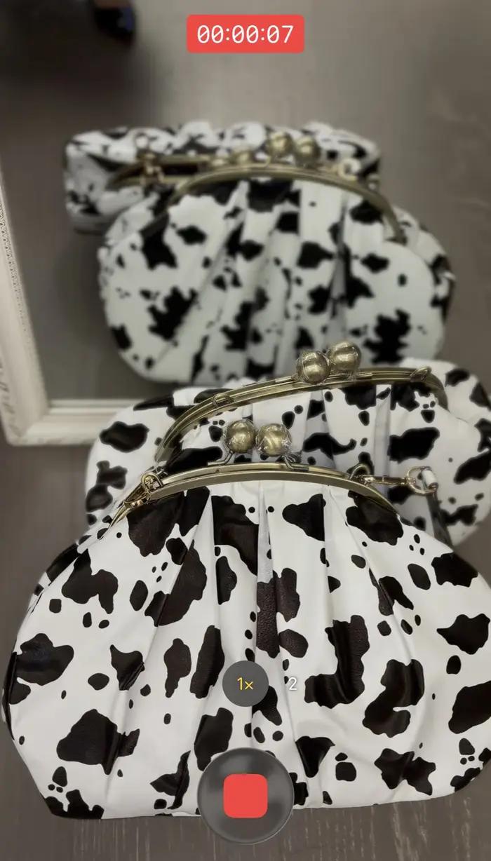 LOST IN VINTAGE – pochette en tissu à motif de vache