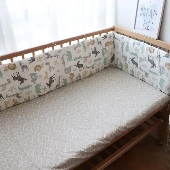 Pare-chocs de lit bébé épais et doux - Protection de berceau détachable et personnalisable pour chambre d'enfant