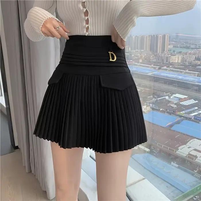Zwarte Geplooide Rokken Vrouwen Hoge Taille Mini Rok métal lettre D Ontwerp a-lijn Clubwear Koreaans
