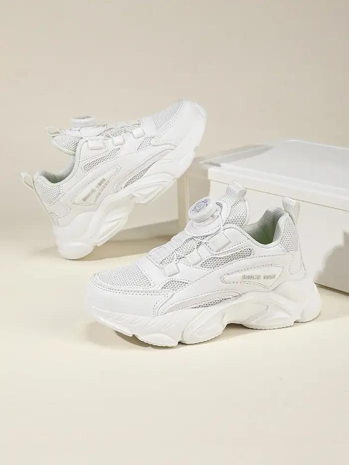 Boucle rotative à enfiler! Chaussures de sport noires en mesh pour enfants, respirantes et anti-chau